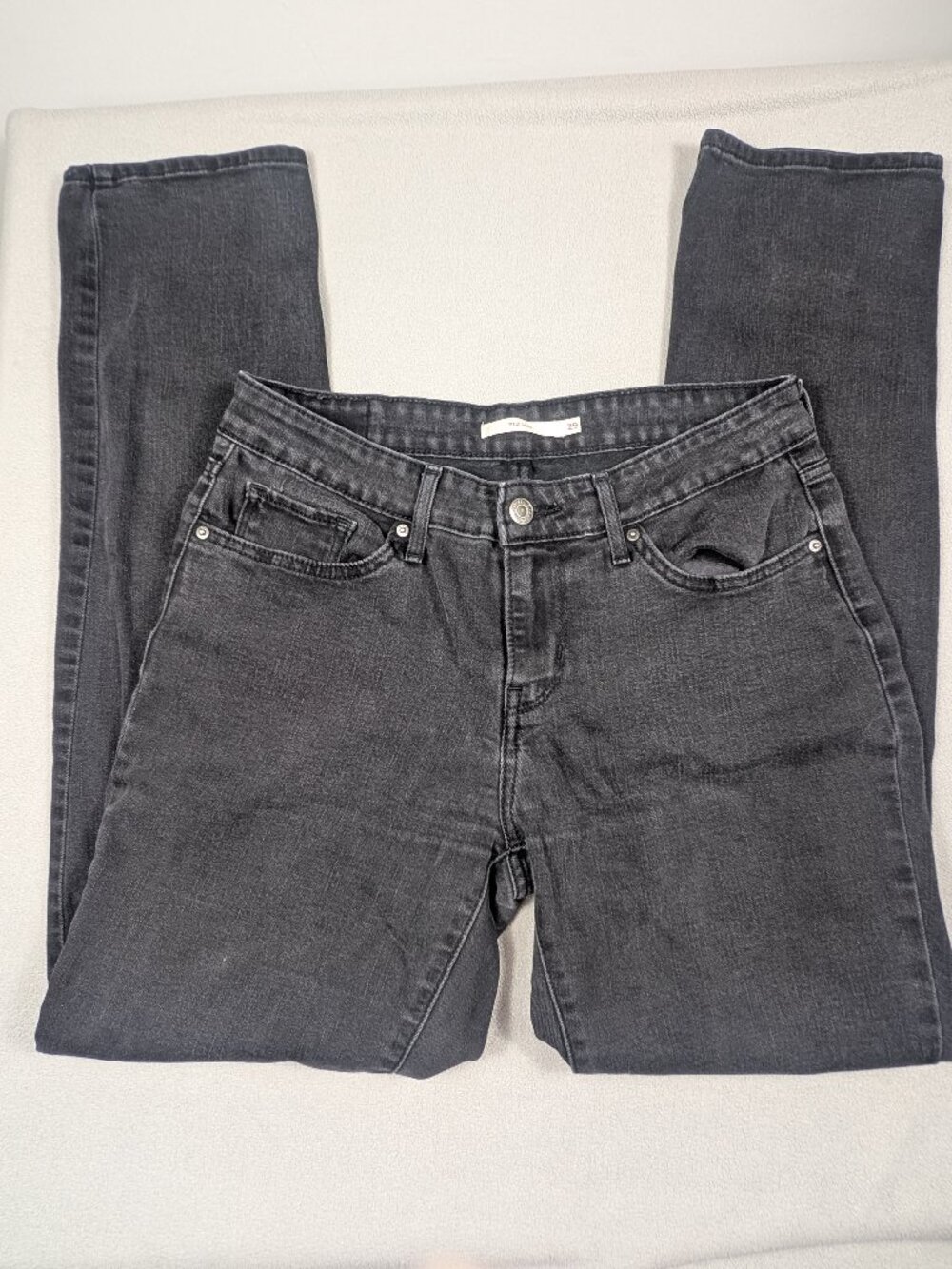Levi’s 712 Slim Women’s Black Jeans W29 L32 Stretch